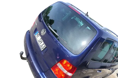 VW Touran 1T Heckklappe Kofferraumklappe hinten blau LB5N mit Scheibe -Rost (177789)