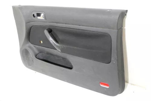 1x VW Golf 4 Türverkleidung Verkleidung Tür vorne rechts schwarz 2/3-Türer  (177848)