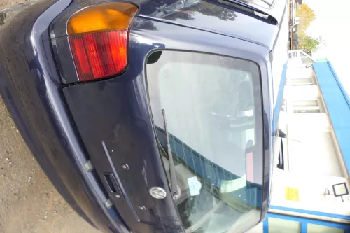 VW Polo 6N Heckklappe Klappe hinten Kofferraumklappe mit Scheibe blau LC5H (178009)