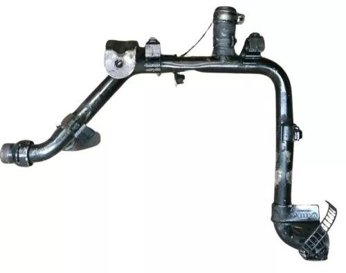 Passat 3B A4 B5 8E Kühlerschlauch Schlauch Rohr Leitung 1,9 TDI AVF 038121065BH