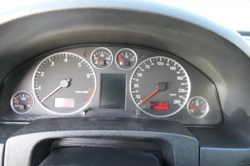 Audi A6 4B Tacho Tachometer Kombiinstrument 439.000km 4B0920933J 2,4 3.0 ASN (178153)