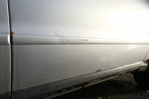 Audi A4 B5 Tür nur Türblatt vorn rechts Beifahrertür grau silber LY7M Kombi Limo (178549)