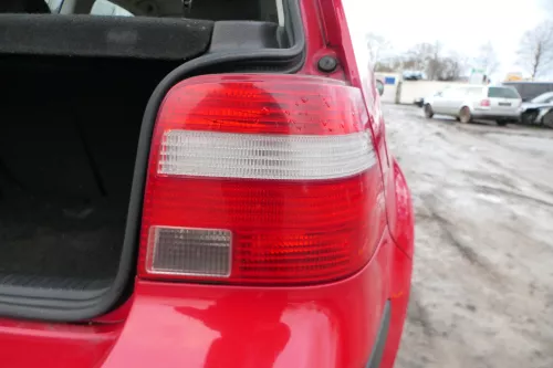 VW Golf 4 Limousine Stoßstange hinten Heckstoßstange Stoßfänger rot LY3D (178895)