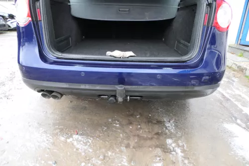Passat 3C Kombi Stoßstange hinten Heckstoßstange Stoßfänger blau LD5Q PDC (178951)