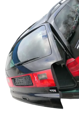 VW Sharan 7M 7M3 Heckklappe Scheibe Klappe hinten ab Bj.2000 schwarz L041 (178994)