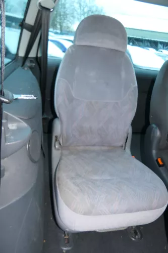 1x Sharan 7M Ford Galaxy 1x Sitz hinten rechts Rücksitz 6+7 Sitz  (179020)