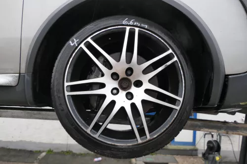 4x 3BG A6 4B Alufelgen Felgen KBA 47855 6-7mm 225/40 RR18 92W Reifen 18 Zoll (179276)