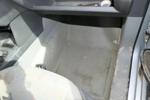 VW Caddy 2k Teppich Innenraumteppich Innen vorne + mitte- grau