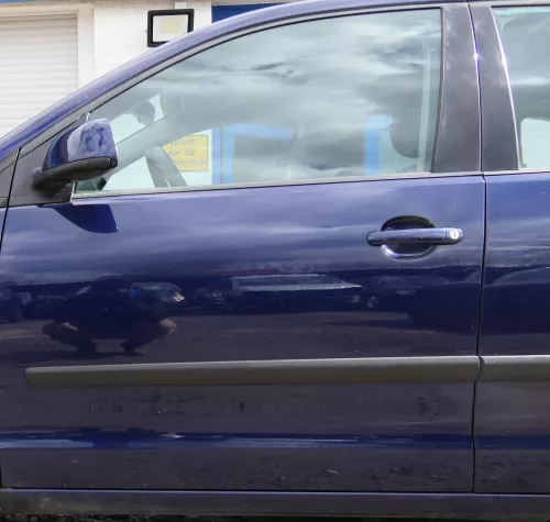 VW Polo 9N 9N3 Tür vorne links Fahrertür 4/5-Türer blau LB5N ohneAnbauteile (180031)