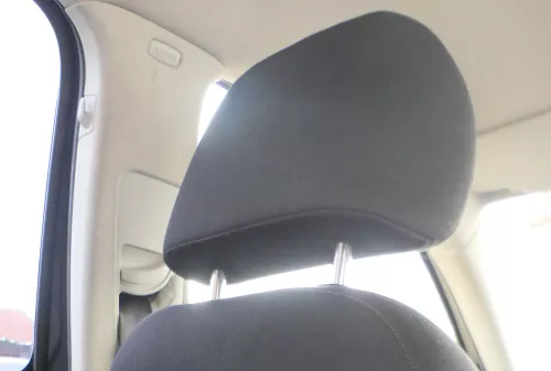 1x Skoda Octavia 1Z Sitz vorne links oder rechts Kopfstütze Kopfstützen schwarz (180184)