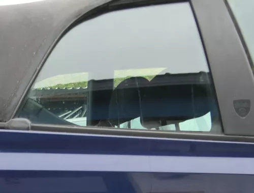 Golf 3 / 4 1E Cabrio hinten rechts Fenster Scheibe Fensterscheibe Seitenscheibe