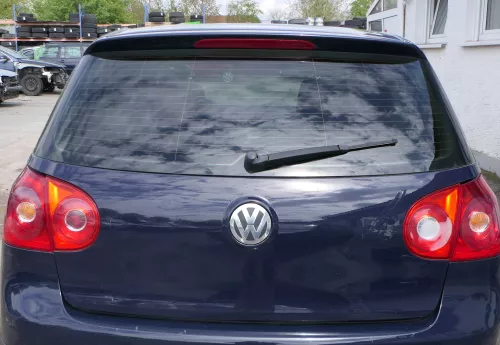 VW Golf 5 V Heckklappe hinten Kofferraumklappe mit Scheibe blau LA5G (180322)