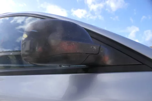 VW Passat 3B 3BG elektrischer Spiegel Außenspiegel rechts mit Glas schwarz matt. (180366)