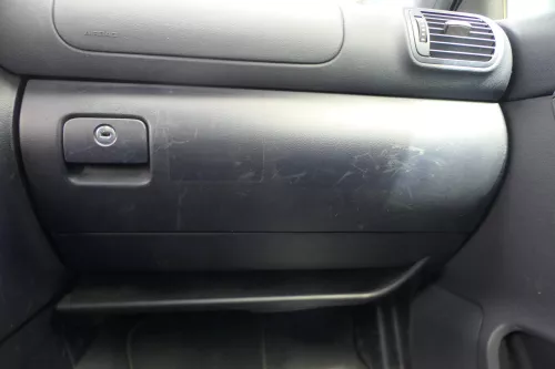 Audi A3 8L Handschuhfach Klappe 8L1857095 blau maritimblau Facelift