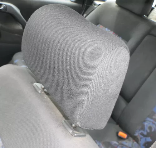 1x Passat 3a 35i Kopfstütze vorne vorn schwarz