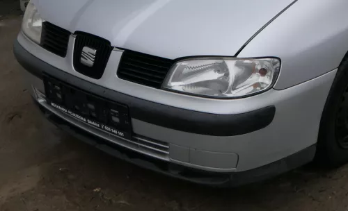 Seat Ibiza 6K Stoßstange Frontstoßstange vorne silber LS7N Facelift ab1999 Grill (180562)