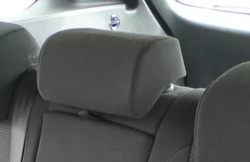 Golf 6 Variant Kombi AJ5 Kopfstützen Kopfstütze hinten in Mitte mittig schwarz (180609)