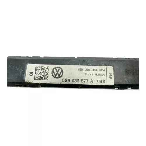 Golf 7 Steuergerät Antenne Antennenweiche Weiche 5G6035577A  Antennenverstärker (180632)