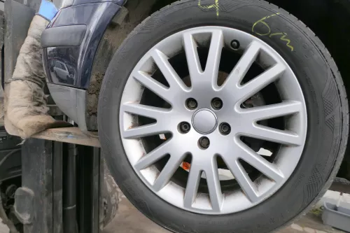 4x A6 4F Alufelgen Sommerreifen Reifen Felgen 225/50 R17 98Y  6-7mm 4f0601025AK (180657)