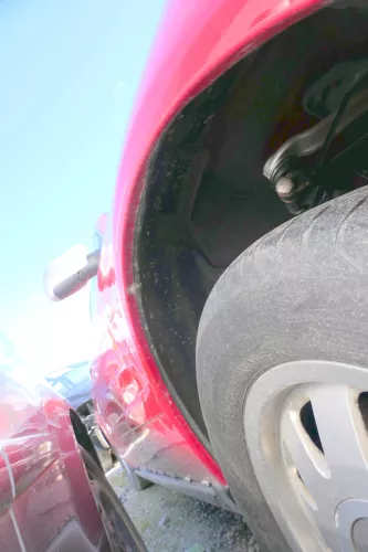 Audi A4 B5 (ab ca Ende1999 Facelift) Kotflügel vorne rechts rot LY3H (180688)