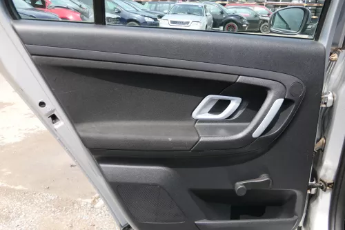 1x Skoda Fabia 5J Kombi Combi Türverkleidung Verkleidung Tür hinten links Griff (180763)