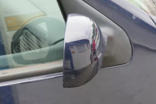 VW Golf 4 Bora manueller Spiegel vorne rechts Außenspiegel blau LA5G (180853)