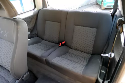 VW Lupo Seat Arosa Sitz Rückbank Sitzfläche für Kopfstützen schwarz (180901)
