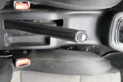 VW Golf 4 Bora Handbremse Feststellbremse Leder schwarz (181008)
