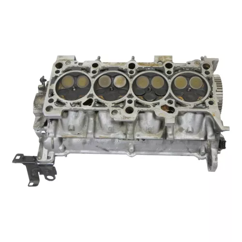 VW Passat 3B A4 Zylinderkopf mit Nockenwellen Ventile AJQ 1,8T APU (181161)