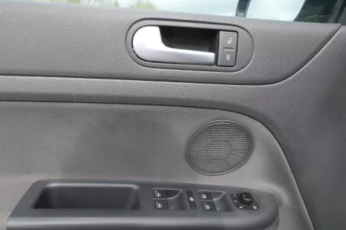 VW Golf Plus 5M 1x Türverkleidung Verkleidung Tür vorne links schwarz (181194)