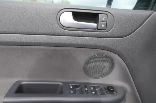 VW Golf Plus 5M 1x Türverkleidung Verkleidung Tür vorne links schwarz  (181194)