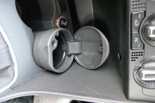 VW Up Polo Aschenbecher 6r0857961