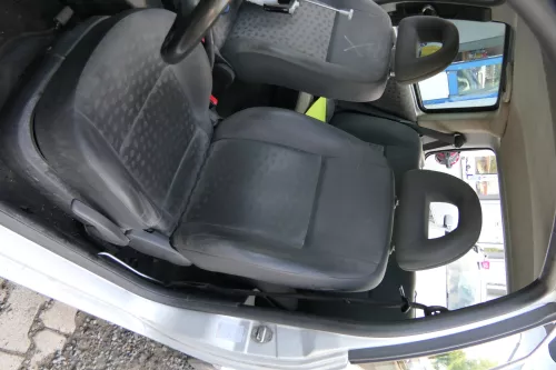 Arosa Lupo Sitz vorne links Fahrersitz Höhenverstellung