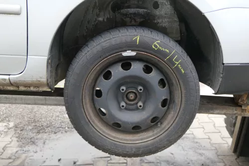 4x VW Polo 6N2 6N Lupo 185/55R14 80T Reifen Felgen Allwetterreifen ca. 5-6mm (181292)