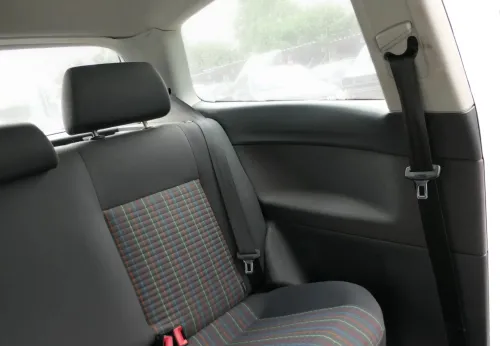 VW Polo 9N 9N3 Sitz Rückbank Sitzfläche Sitze 3 Punkt Gurt hinten mit Kopfstütze (181307)
