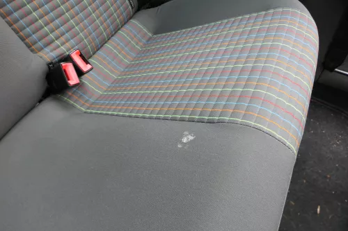 VW Polo 9N 9N3 Sitz Rückbank Sitzfläche Sitze 3 Punkt Gurt hinten mit Kopfstütze (181307)