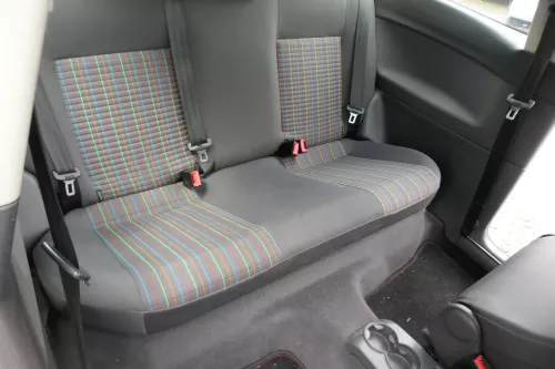 VW Polo 9N 9N3 Sitz Rückbank Sitzfläche Sitze 3 Punkt Gurt hinten mit Kopfstütze (181307)