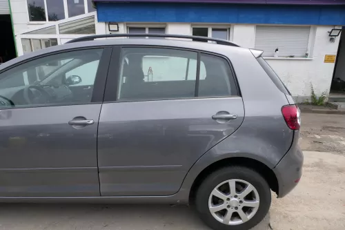 VW Golf Plus 5M Tür hinten links grau LA7T - mit Rahmen