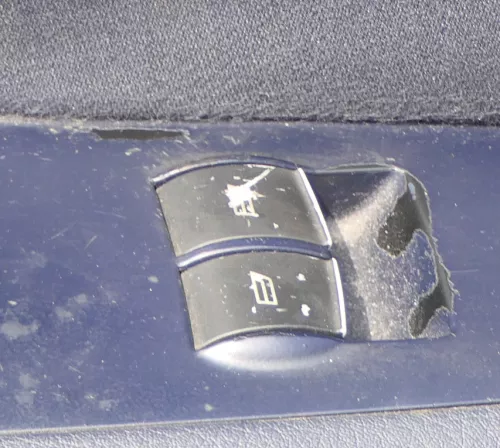Audi A2 8Z ektrischer Fensterheber Schalter vorne links 8Z0959851C 2-Fach Tür  (181454)