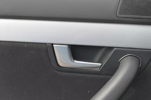 1x A4 8E B7 Türverkleidung Verkleidung Tür hinten links soul schwarz (181558)