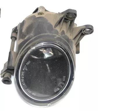 Audi 8E B6 B7 A4  Nebelscheinwerfer links 8E0941699C /B