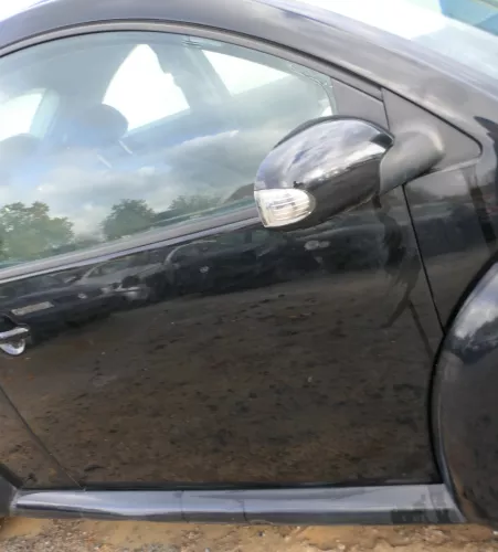 VW New Beetle 1C 9C Tür vorne rechts Beifahrertür schwarz L041 -OHNE Anbauteil (181842)
