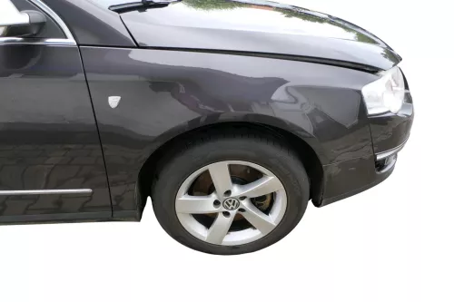 VW Passat 3C Kotflügel vorne rechts braun LC8Z 3C0821022