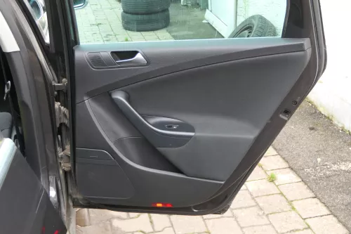 1x VW Passat 3C Variant Türverkleidung Verkleidung Tür hinten rechts schwarz (181896)