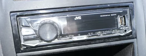 VW Golf 4 Bora T5 T4 Radio JVC KD-X141 MP3 WMA CD Player AUX