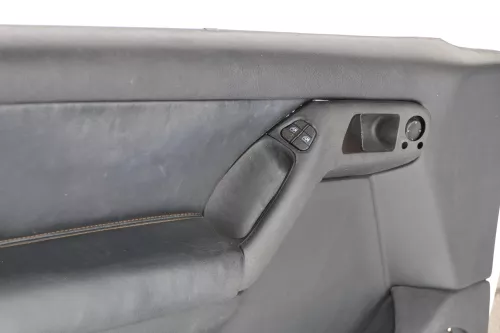 Golf 4 3 1E Cabrio 1E Türverkleidung Verkleidung Tür vorne links schwarz LEDER (182137)