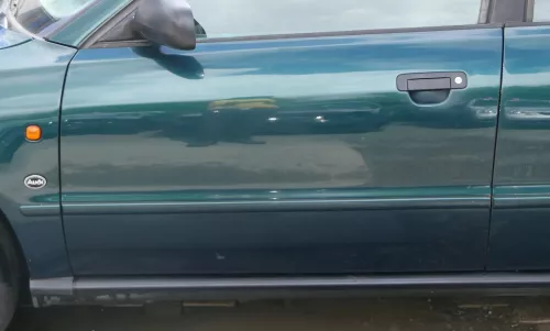 A4 B5 Tür nur Türblatt vorne links Fahrertür grün LZ6U Kombi od Limo