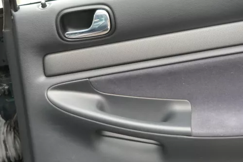 1x Audi A4 B5 Türverkleidung Verkleidung Tür hinten rechts Griff Öffner (182211)