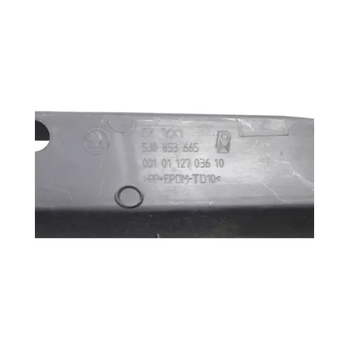 1x Skoda Fabia 5J Nebelscheinwerfer Nebelleuchte rechts+ Gitter Blende Abdeckung (182241)