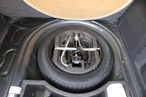 Polo 9N3 6R Ersatzrad Ersatzreifen195/55 R15 (Notrad Notreifen) + Wagenheber (182267)